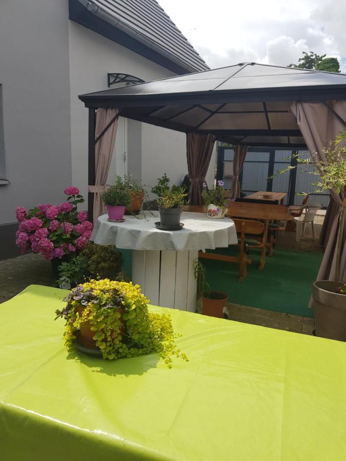 Gastehaus Nickolai Apartment Flomborn Ngoại thất bức ảnh