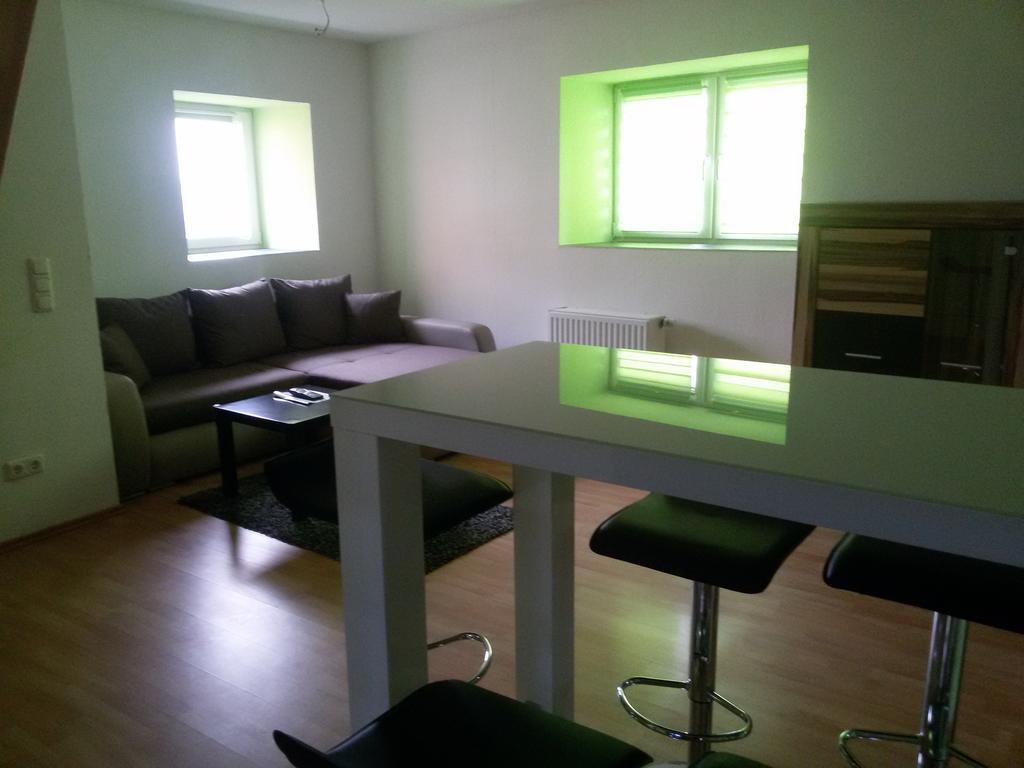 Gastehaus Nickolai Apartment Flomborn Ngoại thất bức ảnh