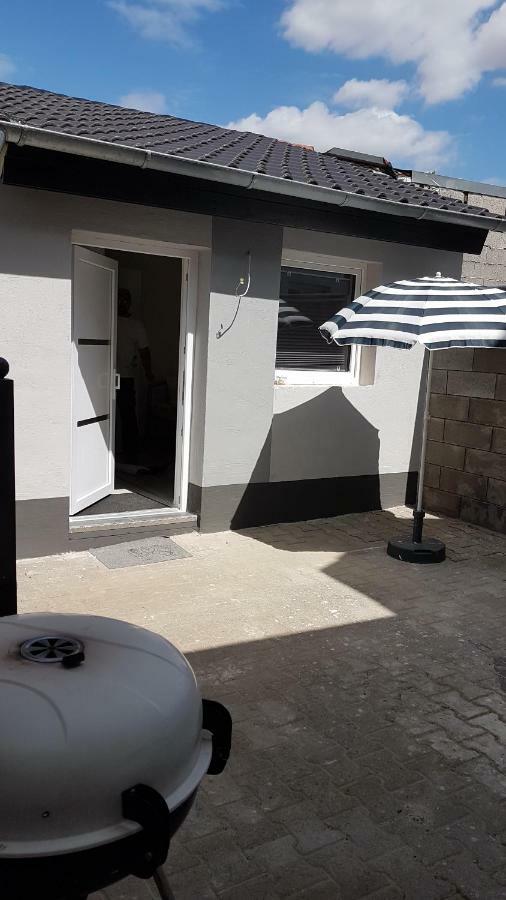 Gastehaus Nickolai Apartment Flomborn Phòng bức ảnh