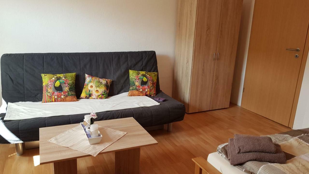 Gastehaus Nickolai Apartment Flomborn Ngoại thất bức ảnh